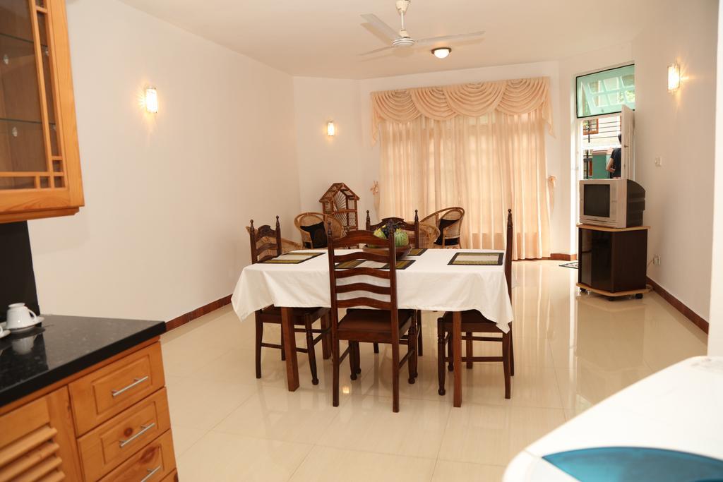 Glory Homestay Kandy Pokoj fotografie